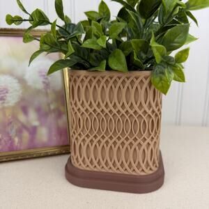 The Glowtide Planter, Indoor Flower Pot, Tabletop Planter. Woven Design